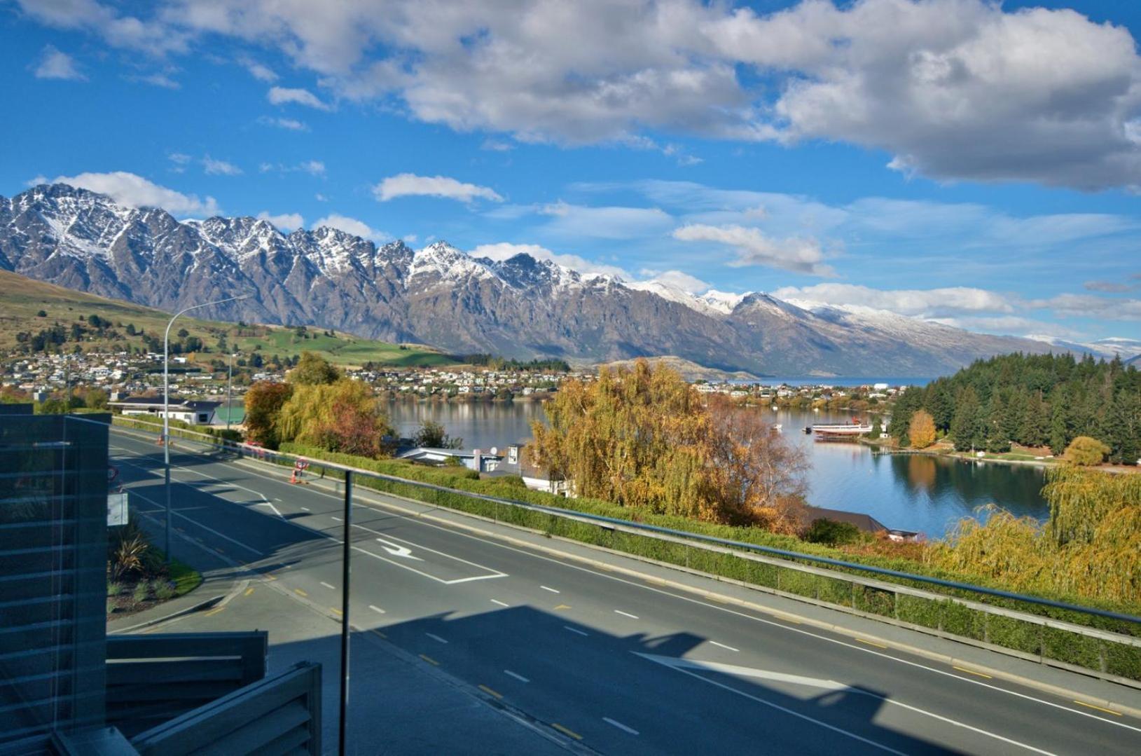 Pure Retreat Lake Views Queenstown Eksteriør billede